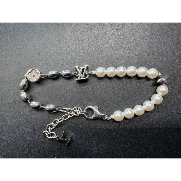 LOUIS VUITTON BRACELET CHAIN MONOGRAM SILVER LV LOGO M1556A - Picture 2 of 4